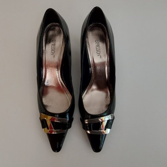 Black Patent Heels With Silver Buckle - Picture 1 of 13